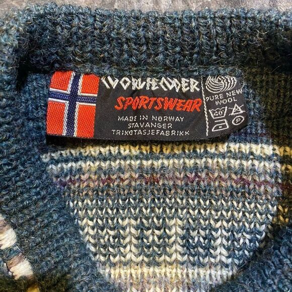 Workfender Woman's 100% Wool Sweater No Size Tag - Picture 6 of 6